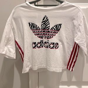 ADIAS, girls size 11/12, cropped t shirt